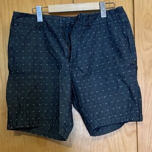 Calvin Klein Women’s Shorts 31 Waist Navy Print